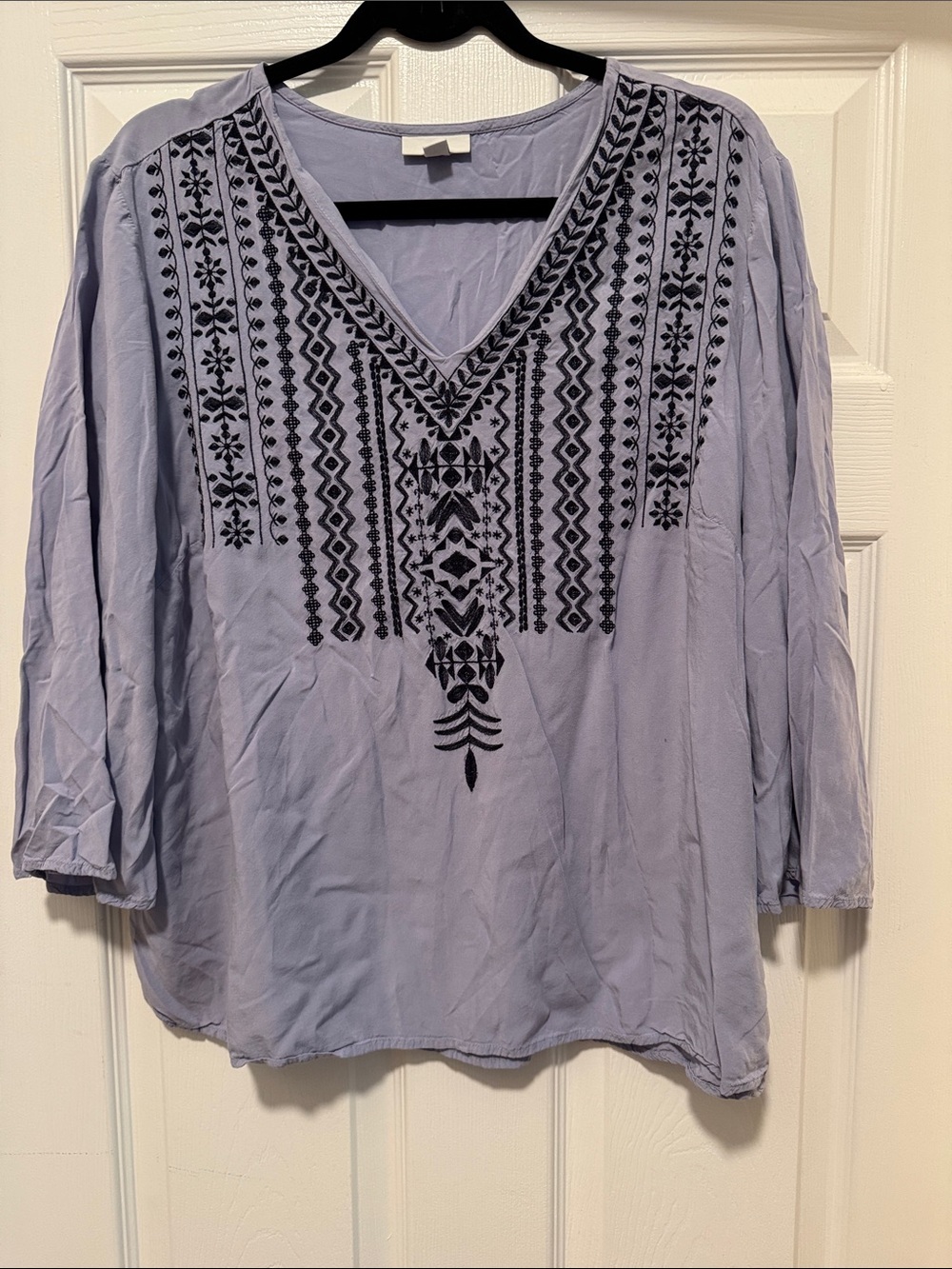 📌JJill Blue/Navy XL V-Neck Embroidered Peasant Top